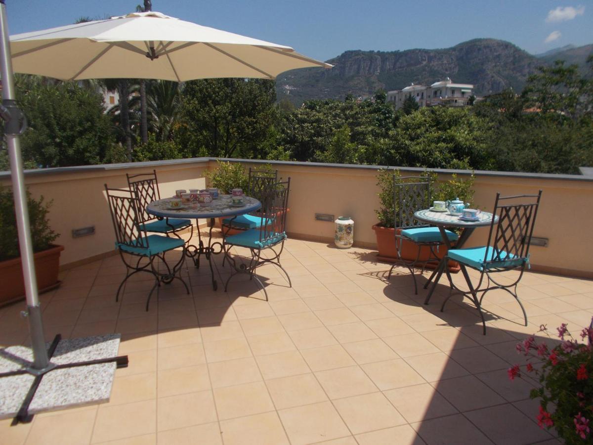 Bed and Breakfast Domus Liberty Sant'Agnello Exterior foto